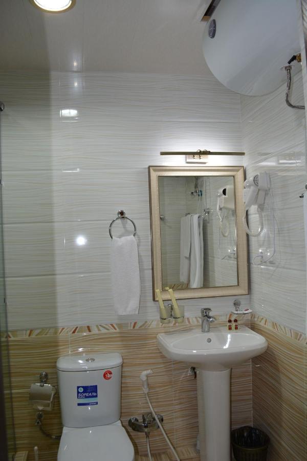 Nur M Hotel Tashkent Exterior photo