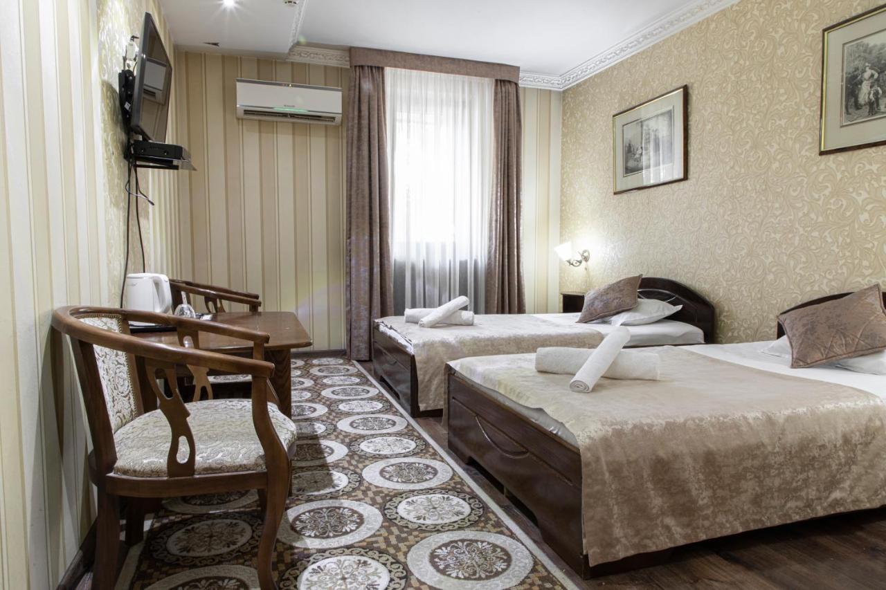 Nur M Hotel Tashkent Exterior photo