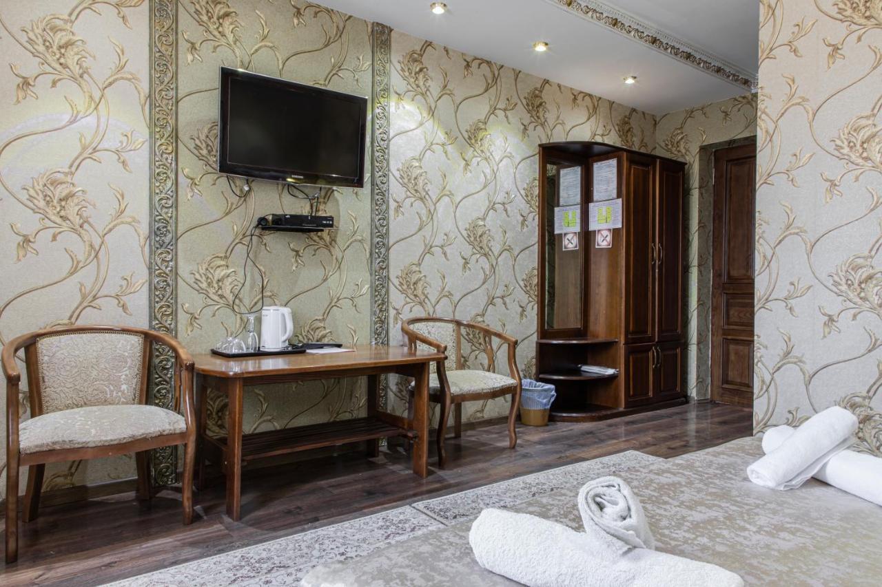 Nur M Hotel Tashkent Exterior photo
